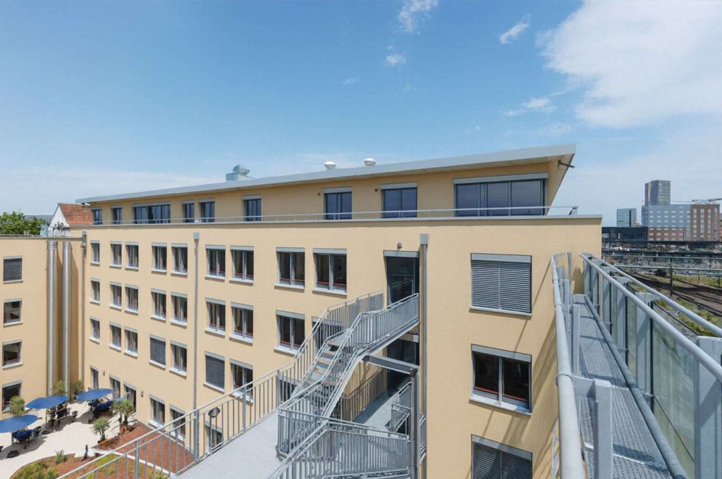 Moderne und hochwertig ausgestattete Praxisfläche mit 393 qm – Bild 5